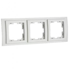 Larıssa Рамка 3-я Белая