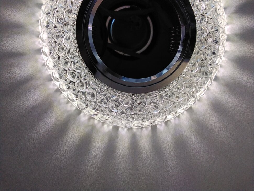 Фотография привязанная из Моби-С. Администратор