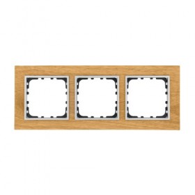 Рамка 3-постовая из натурального светлого дерева (дуб) LK60 (1/5шт) 1кор.=50шт