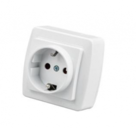 900-0200-218 Ainur белая Розетка влагозащищенная с/з,с крышкой
