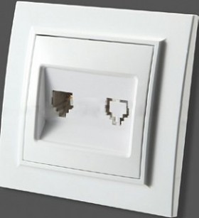 700-0200-230 Zera Розетка комьютерная белая &quot;EGP&quot;