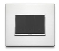 НАКЛАДКА EIKON EVO ДЛЯ 3 МОДУЛЕЙ, БРИЛЛИАНТОВЫЙ АЛЮМИНИЙ