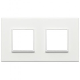 НАКЛАДКА EIKON EVO ДЛЯ 4 МОДУЛЕЙ (2+2) РАССТОЯНИЕ МЕЖДУ ЦЕНТРАМИ 71ММ, БЕЛЫЙ АЛЮМИНИЙ