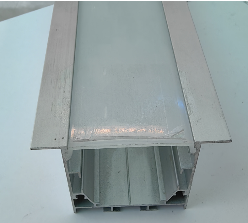 OSRAM CHIP 24W 70 lm/W  Ra:80  PF>0.95 IP55  WARRANTY:3YEARS 24W DC24V 1800K