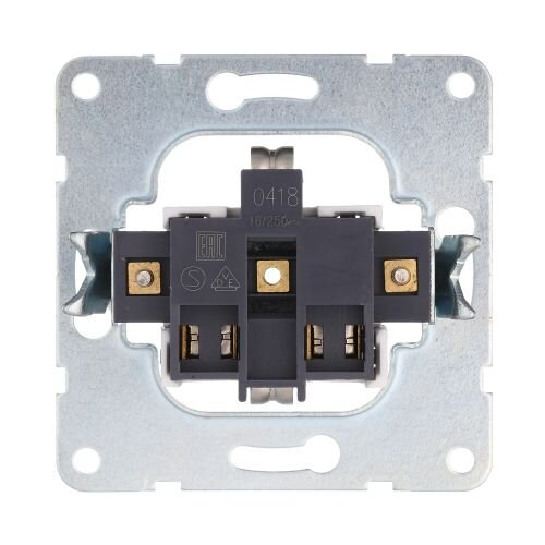 Розетка  с з/к. со шторками (бел.) LK60 (20шт) 1кор.=200шт.