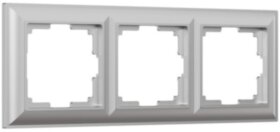 Рамка на 3 поста (серебряный) Fiore