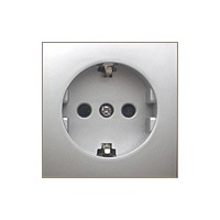 Розетка  с з/к, без шторок (сереб.металлик) LK60