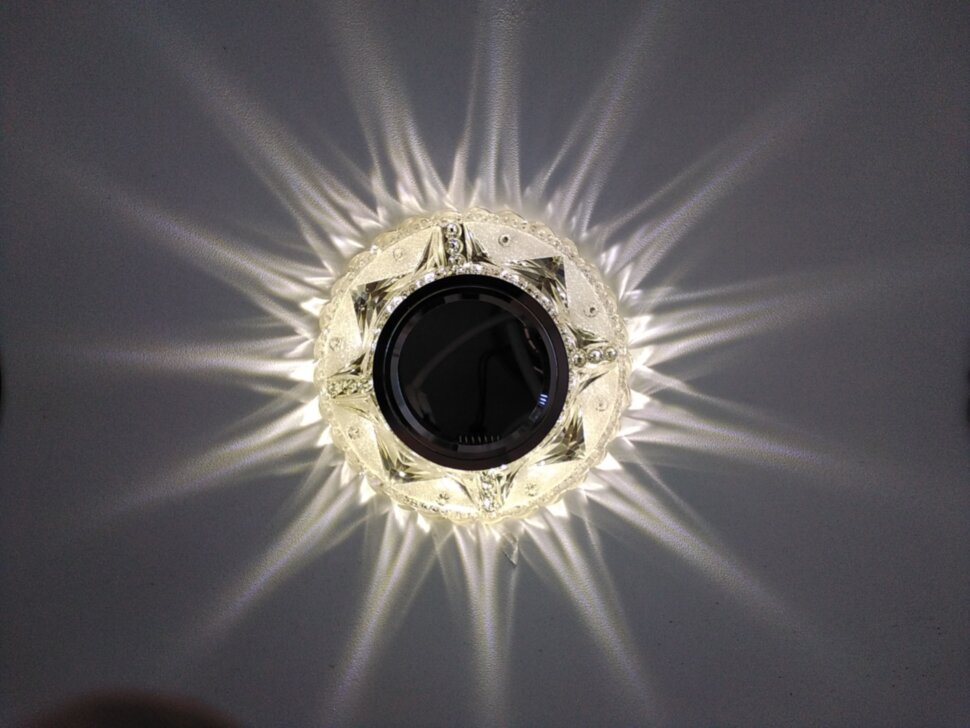 Фотография привязанная из Моби-С. Администратор