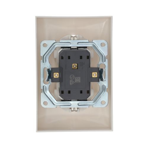 Розетка двойная прямая с з/к, со шторками (бел.) LK60 (8шт.) 1кор.=80шт.