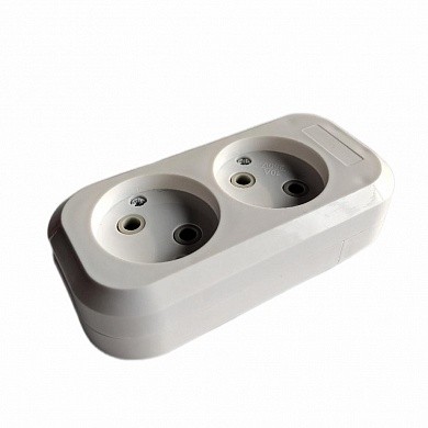 LEEK Накладная розетка 2-я б/з (10/200)