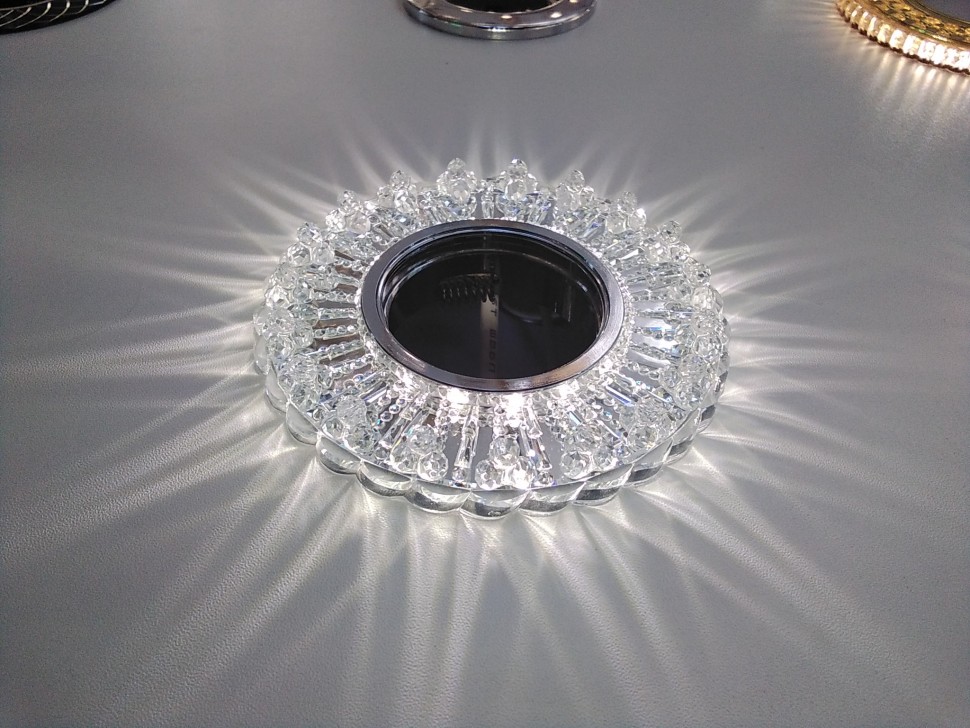 Фотография привязанная из Моби-С. Администратор